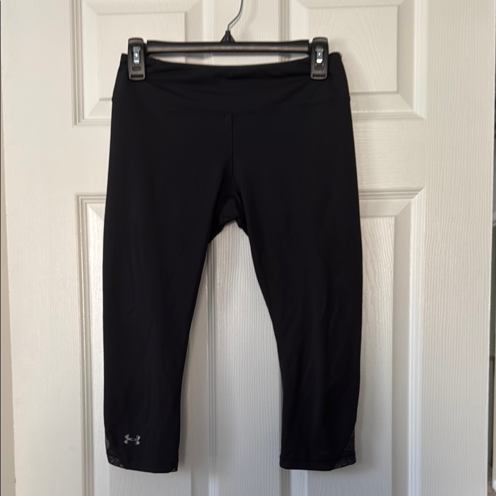 Under Armour Black Capri Leggings